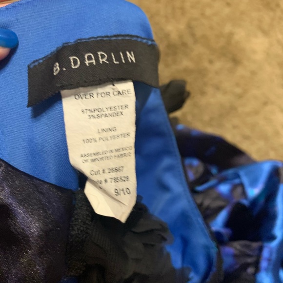 Dress - Picture 4 of 4